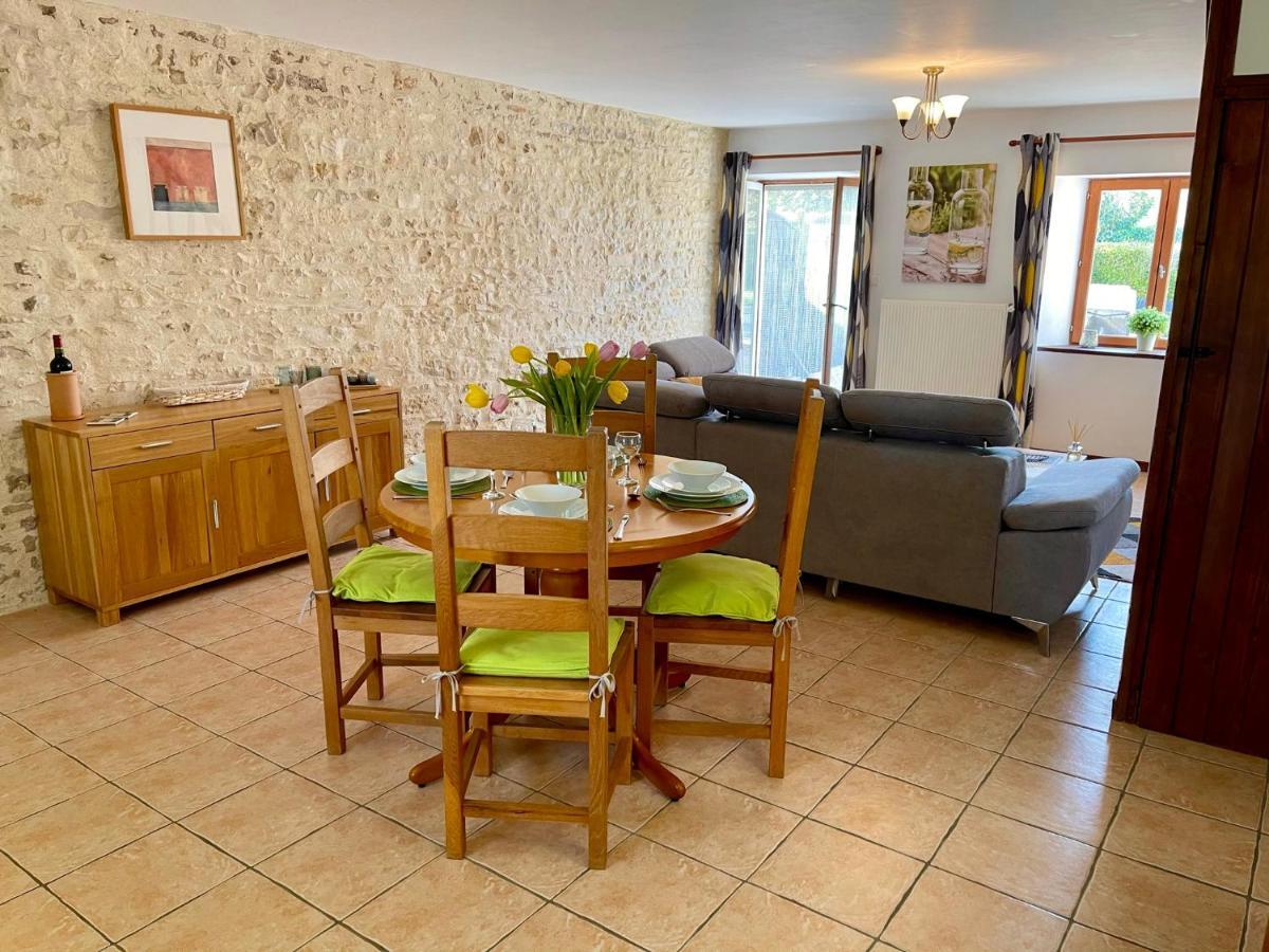 Vila La Vieille Fromagerie Brux Exteriér fotografie